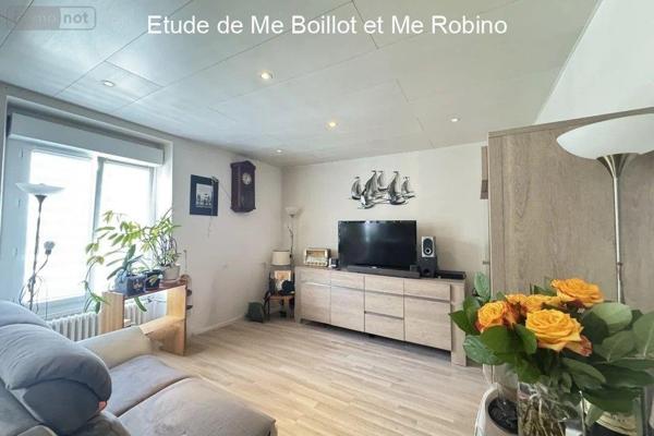 Local mixte (Pro/Hab) à vendre à Moëlan-sur-Mer dans le Finistère (29350), ref : IM479