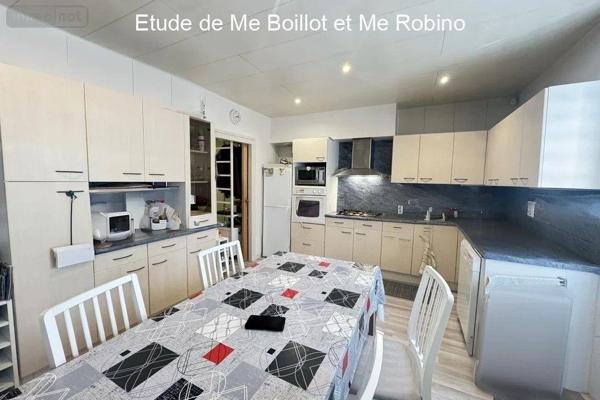 Local mixte (Pro/Hab) à vendre à Moëlan-sur-Mer dans le Finistère (29350), ref : IM479