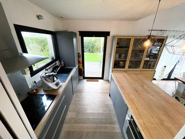 Maison plain-pied  à vendre à Landivisiau - Référence 2244