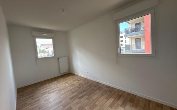 Appartement à vendre    4 pièces •  Pont-de-Chéruy