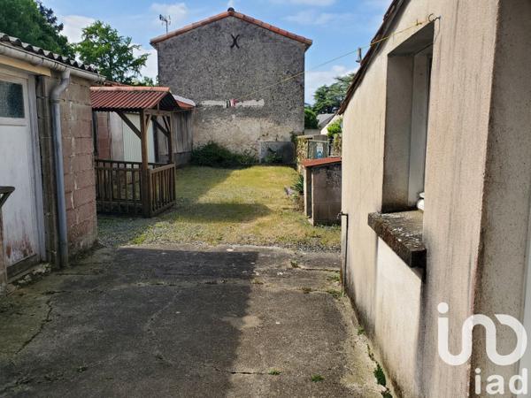 Maison 4 pièces de 112 m² à La Châtaigneraie (85120)