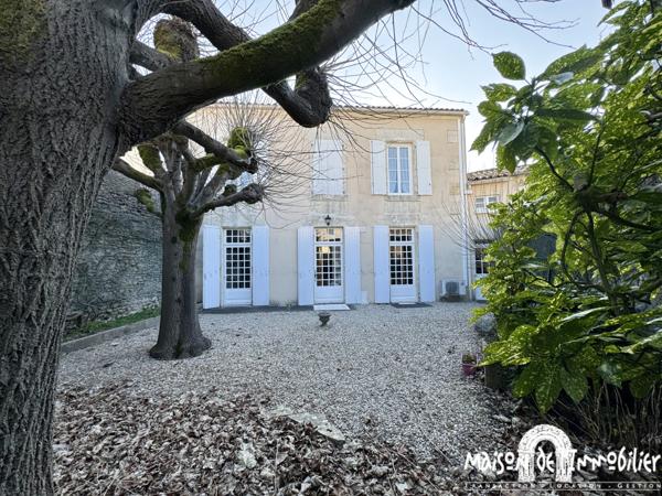 Vente Maison Familiale - 6 pièces - 157m² - COGNAC