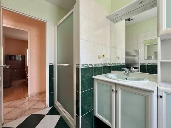 Maison Surgeres 5 pièce(s) 113 m2
