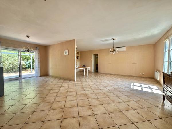 Maison Surgeres 5 pièce(s) 113 m2