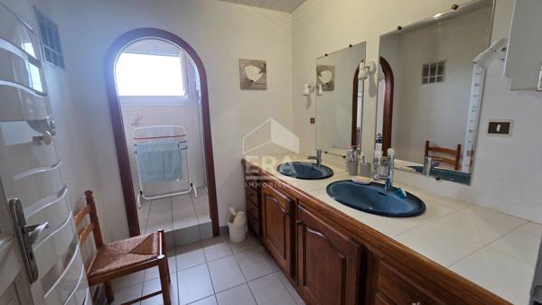 Maison 3 chambres de 115 m² avec piscine et terrain de 1600m² à AURENSAN