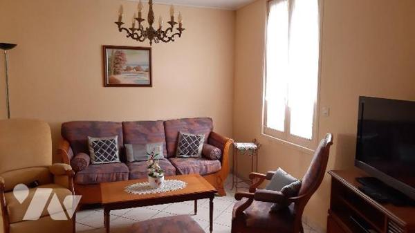 A vendre maison T2 bis à 15 kms de RENNES :  Jolie maison des années 30, type 2 bis, 54 m² habi...