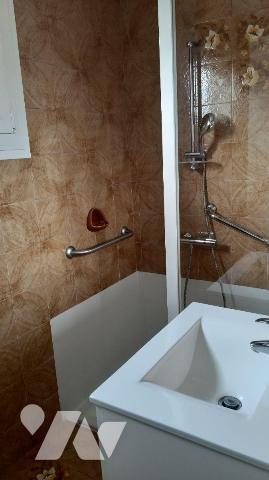 A vendre maison T2 bis à 15 kms de RENNES :  Jolie maison des années 30, type 2 bis, 54 m² habi...