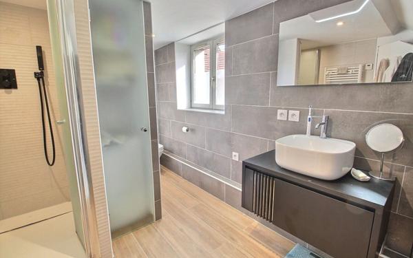 Appartement à vendre    2 pièces • 41,54 m2 Montigny-le-Bretonneux