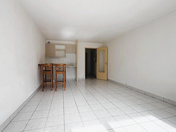 PORNICHET - BONNE SOURCE - À 50 MÈTRES DE LA MER - APPARTEMENT 38 M² AVEC JARDINET, PARKING ET CAVE