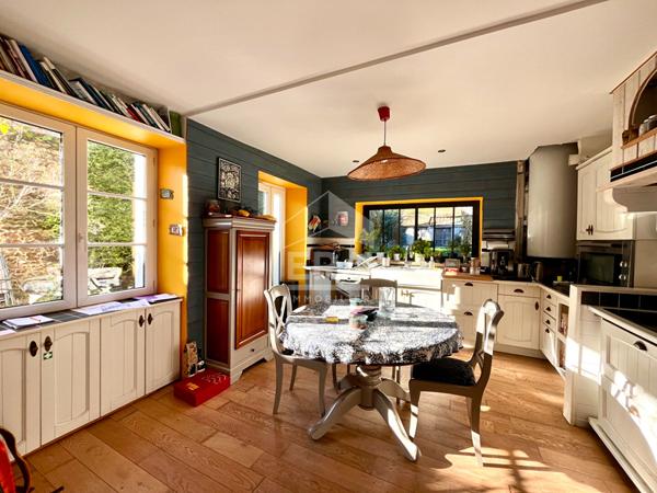 Maison Saint Malo 6 pièce(s) 150m2 + double garage + dépendance à vendre