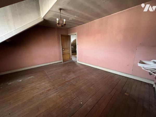 Maison de Maître à usage d'habitation proche centre ville