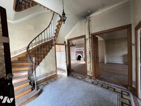 Maison de Maître à usage d'habitation proche centre ville