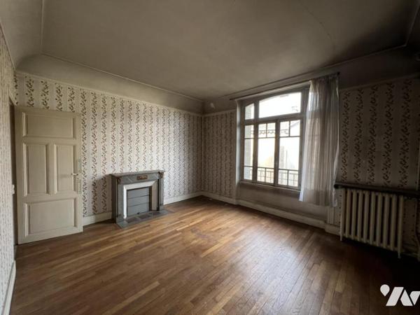 Maison de Maître à usage d'habitation proche centre ville