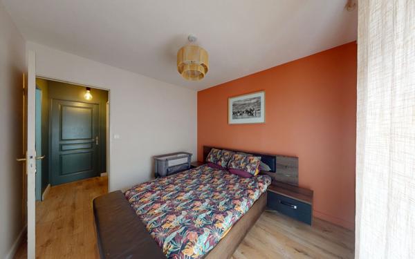 Appartement à vendre    3 pièces • 68,61 m2 Vaulx-en-Velin