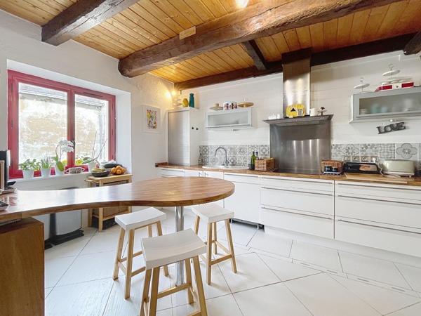 Maison de caractère au cœur du village de Saillé