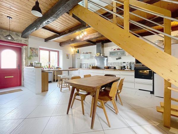 Maison de caractère au cœur du village de Saillé