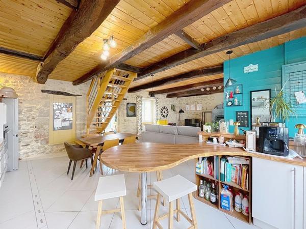 Maison de caractère au cœur du village de Saillé