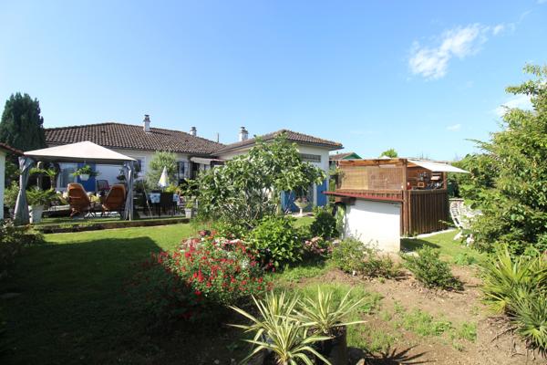 Vic-en-Bigorre (65500) Maison plain pied Vic en Bigorre