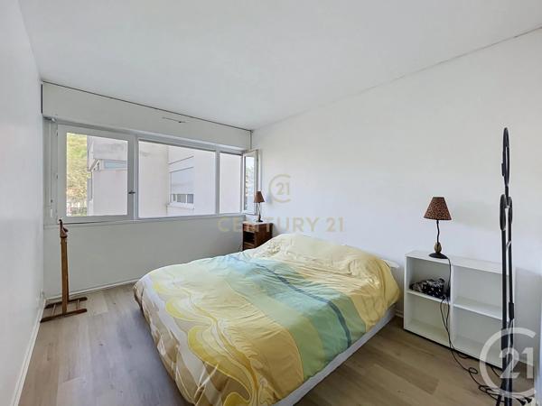 Appartement F4 à vendre  4 pièces - 80,06 m 2   NOISY LE GRAND  - 93