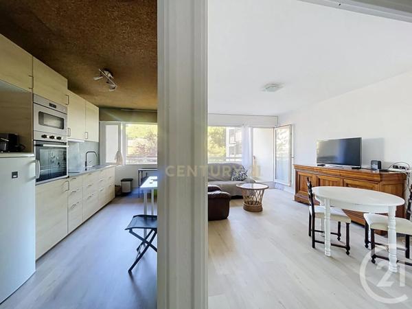 Appartement F4 à vendre  4 pièces - 80,06 m 2   NOISY LE GRAND  - 93