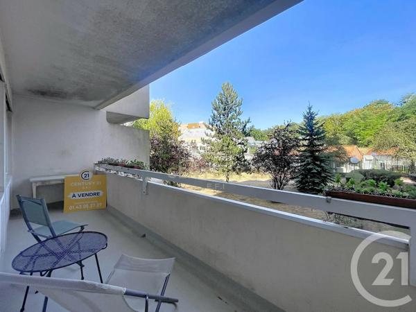 Appartement F4 à vendre  4 pièces - 80,06 m 2   NOISY LE GRAND  - 93