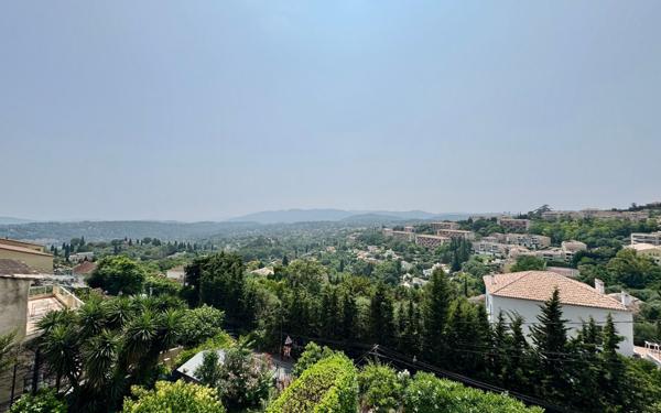 Appartement à vendre    4 pièces • 123,20 m2 Grasse