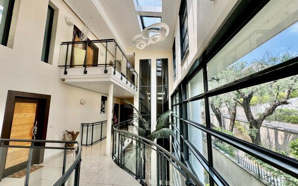 Appartement à vendre    4 pièces • 123,20 m2 Grasse