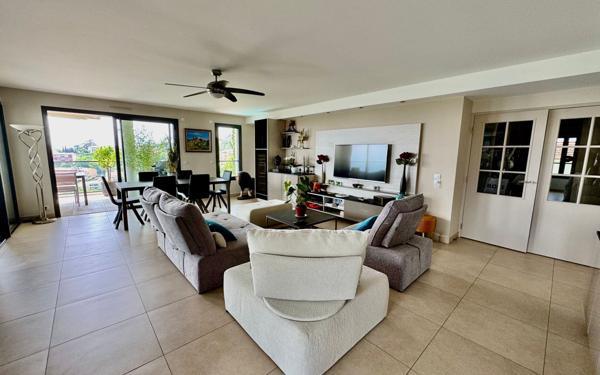 Appartement à vendre    4 pièces • 123,20 m2 Grasse
