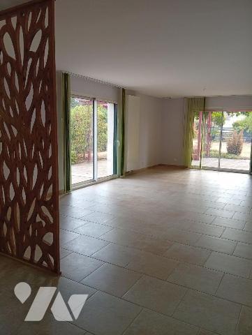 Maison à Vendre à Cellettes (41120) Loir-et-Cher (41)

Pavillon de plain-pied de 110,5 m2 con...