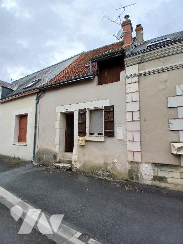 Petite maison en centre bourg à restaurer