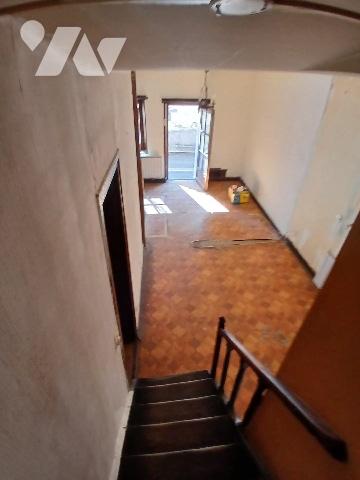 Petite maison en centre bourg à restaurer