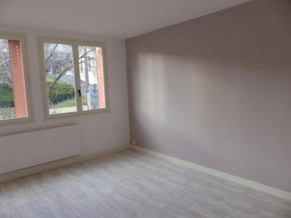 STUDIO avec parking à vendre à CHAMALIERES (63)