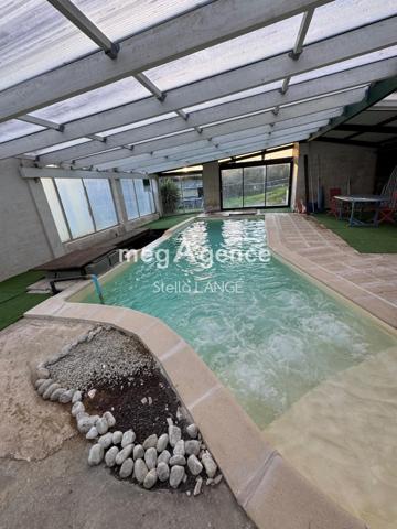 Maison à SECONDIGNY, 79130 - 9 pièces 250m²