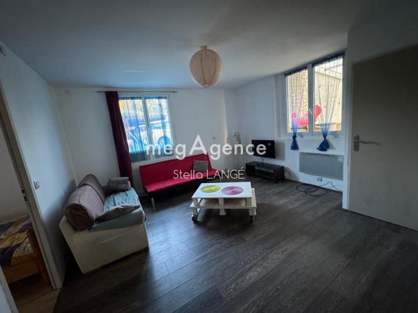 Maison à SECONDIGNY, 79130 - 9 pièces 250m²
