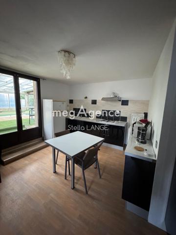 Maison à SECONDIGNY, 79130 - 9 pièces 250m²
