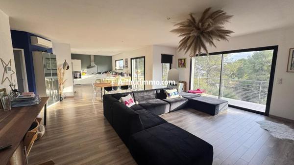 Vente Maison 5 pièces 133 m2 à Flayosc