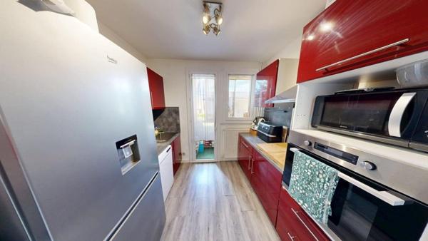 Appartement 3 Chambres avec Terrasse et garage  – Visite Virtuelle Disponible