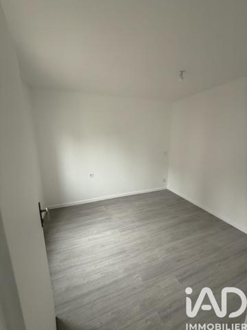 Immeuble à vendre 166 m² Saint-Just-en-Chaussée