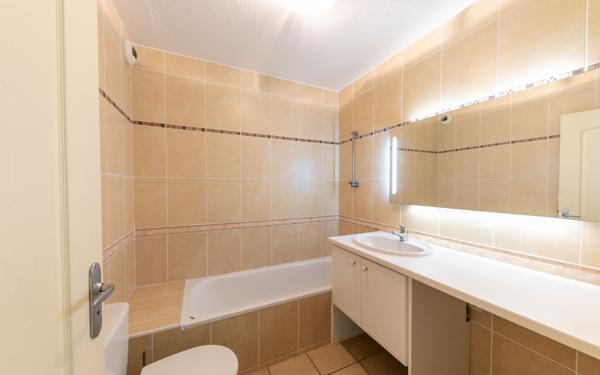 Appartement à vendre    3 pièces • 57,72 m2 Saint-Cyprien