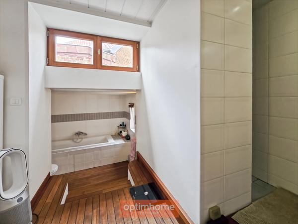 MAISON 145 m² 3 CH BUREAU DRESSING COUR EXPO SUD