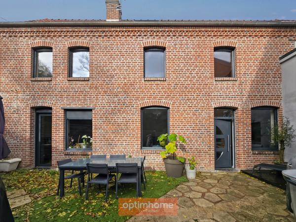 MAISON 145 m² 3 CH BUREAU DRESSING COUR EXPO SUD