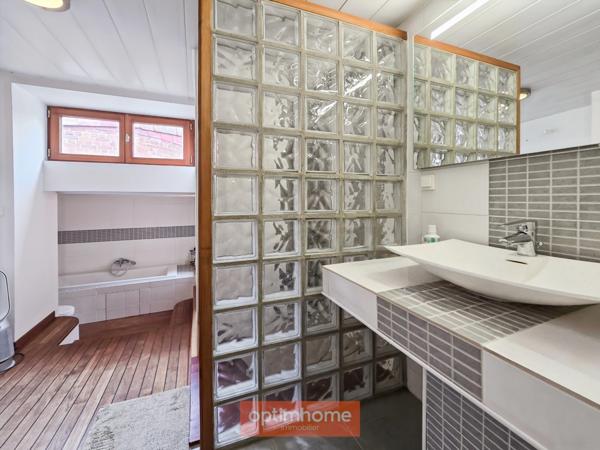 MAISON 145 m² 3 CH BUREAU DRESSING COUR EXPO SUD