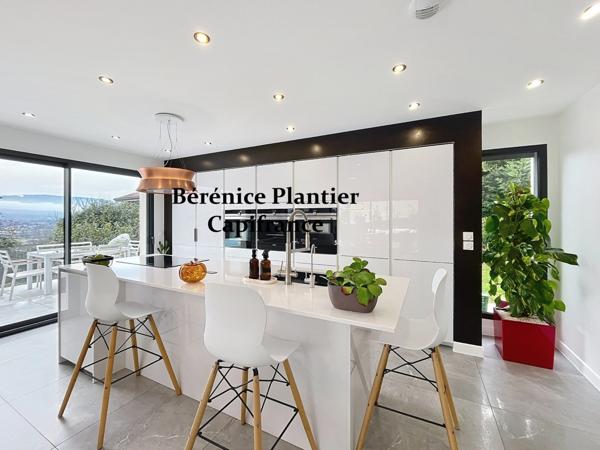 Maison neuve, haut de gamme, clé en main, au calme