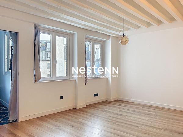 EXCLUSIVITE Nestenn- Paris 1er, rue de l'arbre sec - 2 chambres entièrement rénové.
