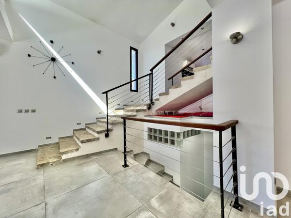 Maison à vendre 7 pièces 207 m² Aubagne