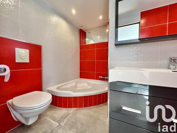 Maison à vendre 7 pièces 207 m² Aubagne