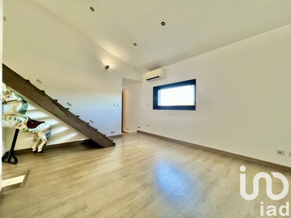 Maison à vendre 7 pièces 207 m² Aubagne