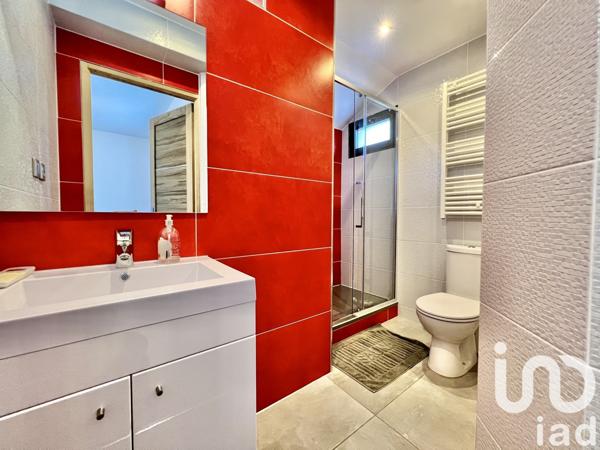 Maison à vendre 7 pièces 207 m² Aubagne