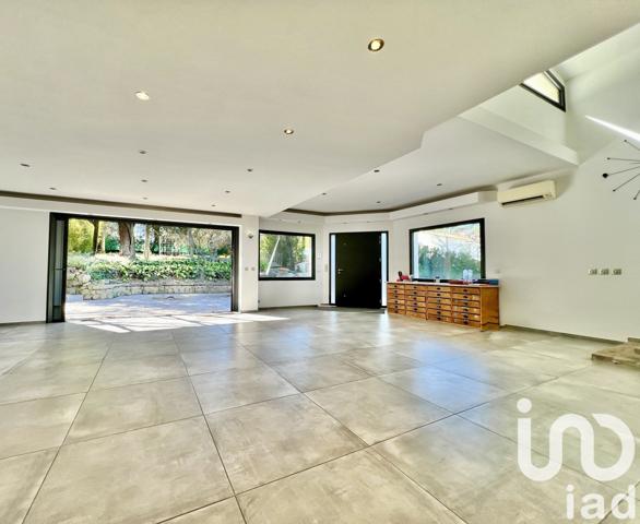 Maison à vendre 7 pièces 207 m² Aubagne