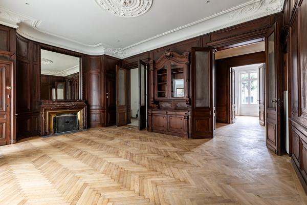 Appartement 5 pièce(s) 4 chambre(s) 198.23 m²